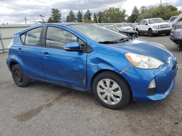 Photo 3 VIN: JTDKDTB34C1030218 - TOYOTA PRIUS C 