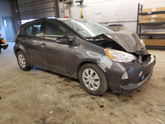 Photo 3 VIN: JTDKDTB34C1511814 - TOYOTA PRIUS C 