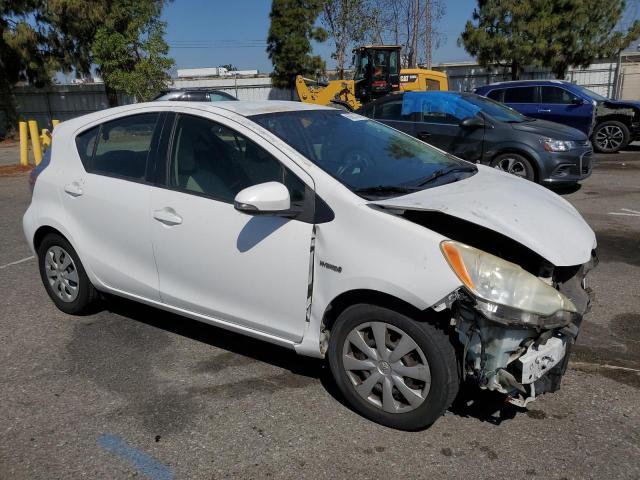 Photo 3 VIN: JTDKDTB34C1521209 - TOYOTA PRIUS C 