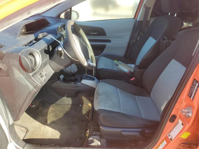 Photo 6 VIN: JTDKDTB34D1035596 - TOYOTA PRIUS C 