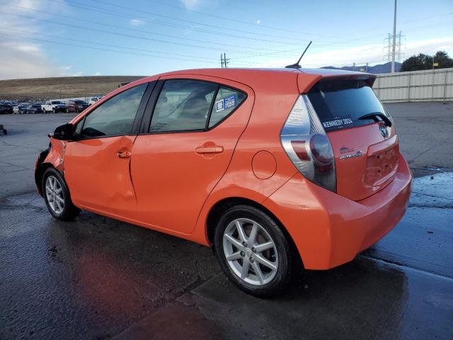 Photo 1 VIN: JTDKDTB34D1049529 - TOYOTA PRIUS 