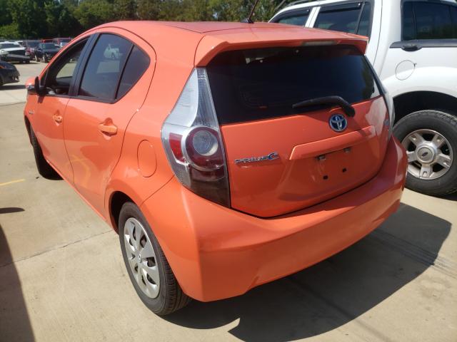 Photo 2 VIN: JTDKDTB34D1050857 - TOYOTA PRIUS C 