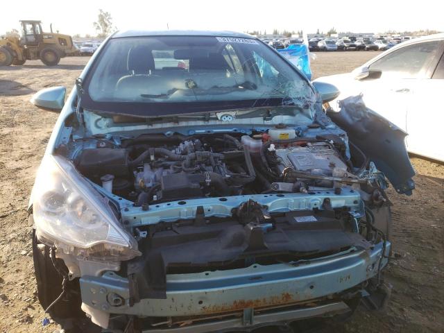 Photo 4 VIN: JTDKDTB34D1052320 - TOYOTA PRIUS C 