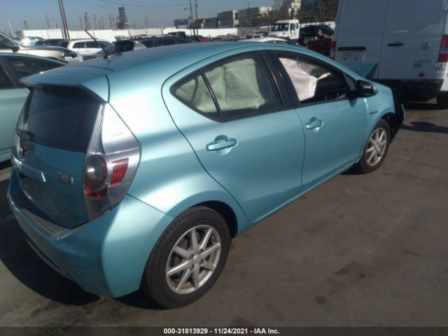 Photo 3 VIN: JTDKDTB34D1052530 - TOYOTA PRIUS C 