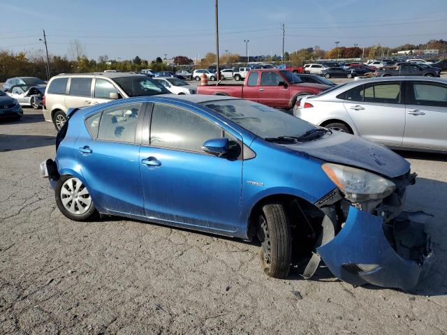 Photo 3 VIN: JTDKDTB34D1528193 - TOYOTA PRIUS C 