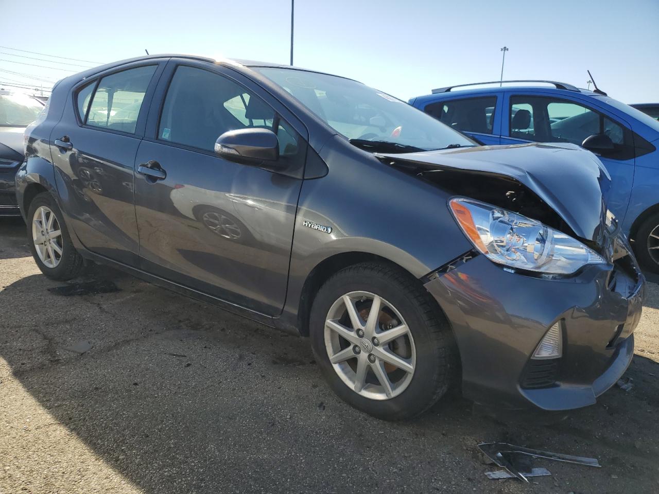 Photo 3 VIN: JTDKDTB34D1528517 - TOYOTA PRIUS 