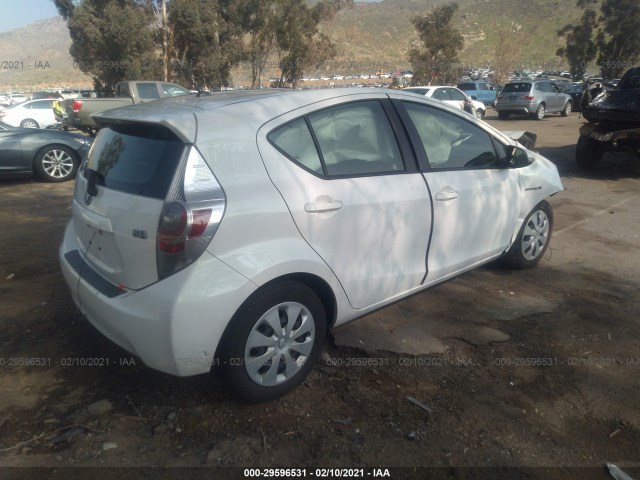 Photo 3 VIN: JTDKDTB34D1539551 - TOYOTA PRIUS C 