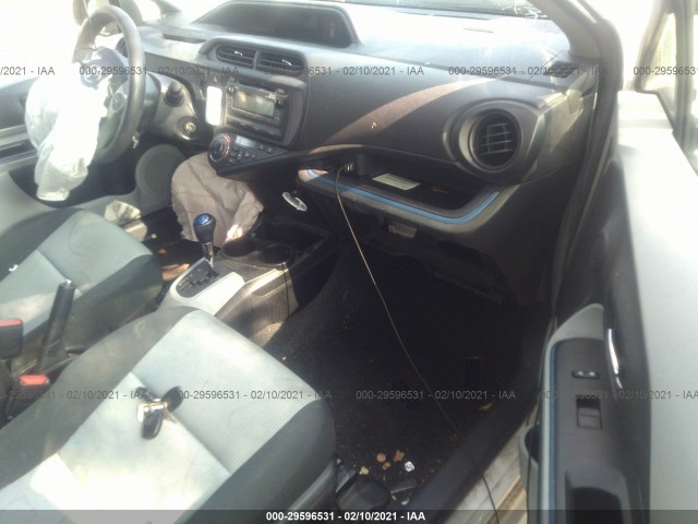 Photo 4 VIN: JTDKDTB34D1539551 - TOYOTA PRIUS C 