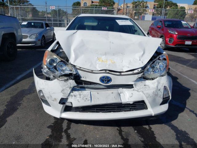 Photo 5 VIN: JTDKDTB34D1544992 - TOYOTA PRIUS C 