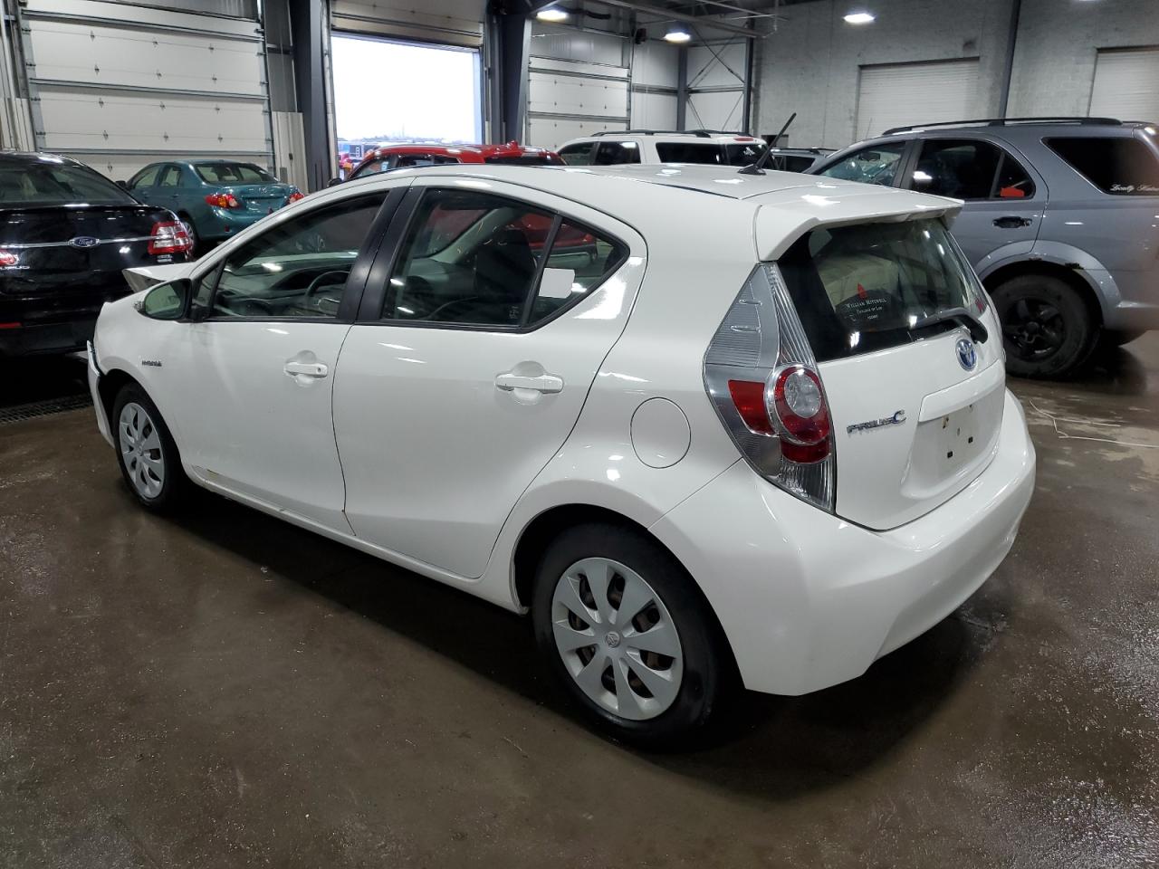 Photo 1 VIN: JTDKDTB34D1546631 - TOYOTA PRIUS 