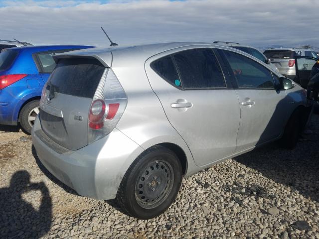 Photo 3 VIN: JTDKDTB34D1547133 - TOYOTA PRIUS C 