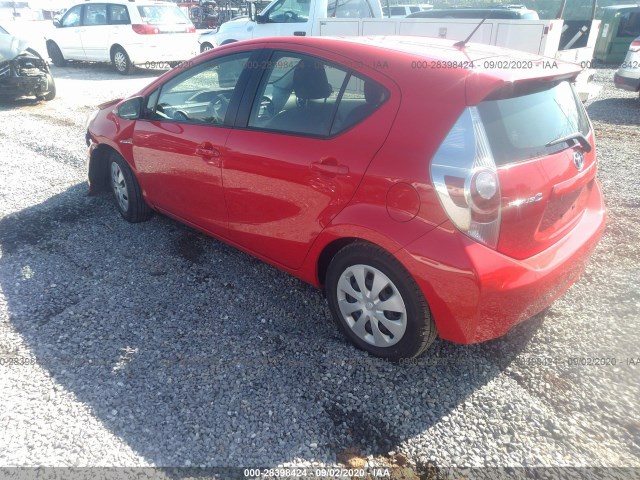 Photo 2 VIN: JTDKDTB34D1556608 - TOYOTA PRIUS C 