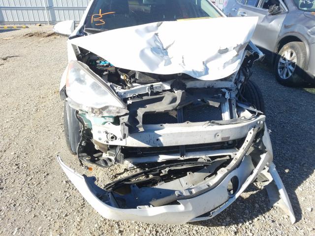 Photo 8 VIN: JTDKDTB34E1060872 - TOYOTA PRIUS C 