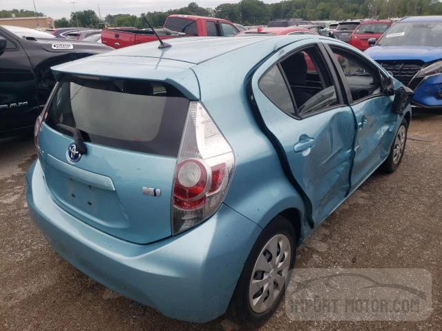 Photo 2 VIN: JTDKDTB34E1061195 - TOYOTA PRIUS C 