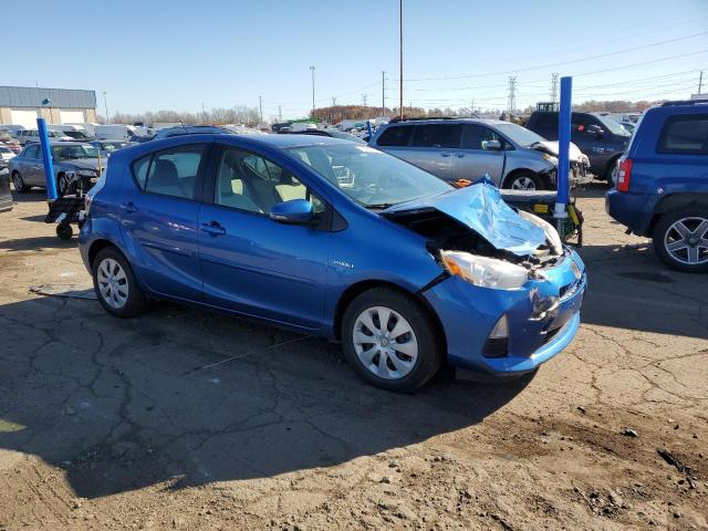 Photo 3 VIN: JTDKDTB34E1077431 - TOYOTA PRIUS C 