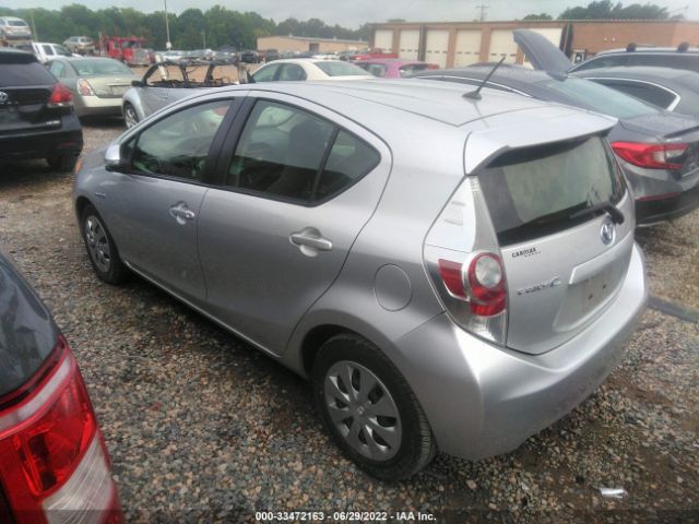 Photo 2 VIN: JTDKDTB34E1080412 - TOYOTA PRIUS C 