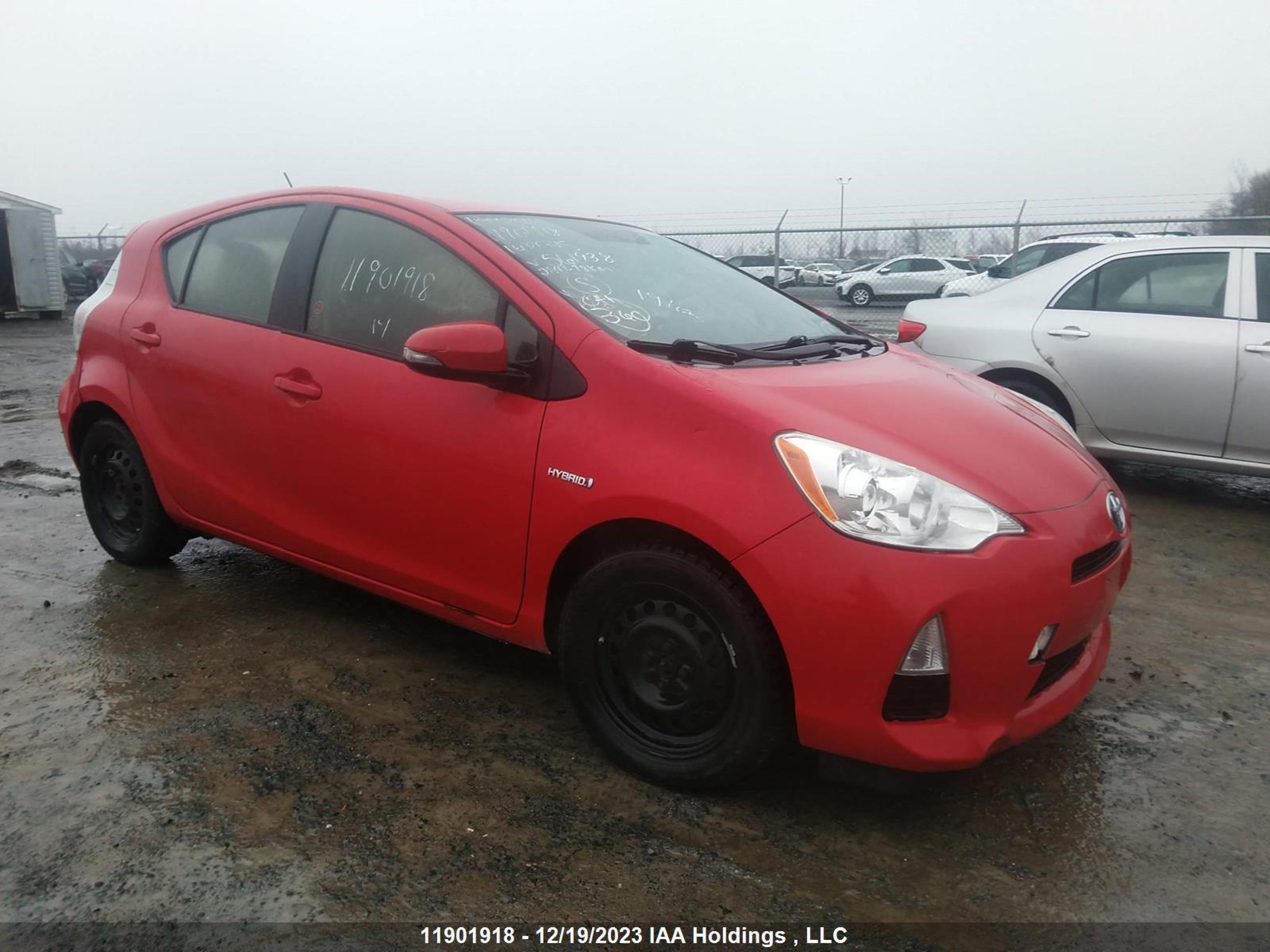 Photo 0 VIN: JTDKDTB34E1561938 - TOYOTA PRIUS C 