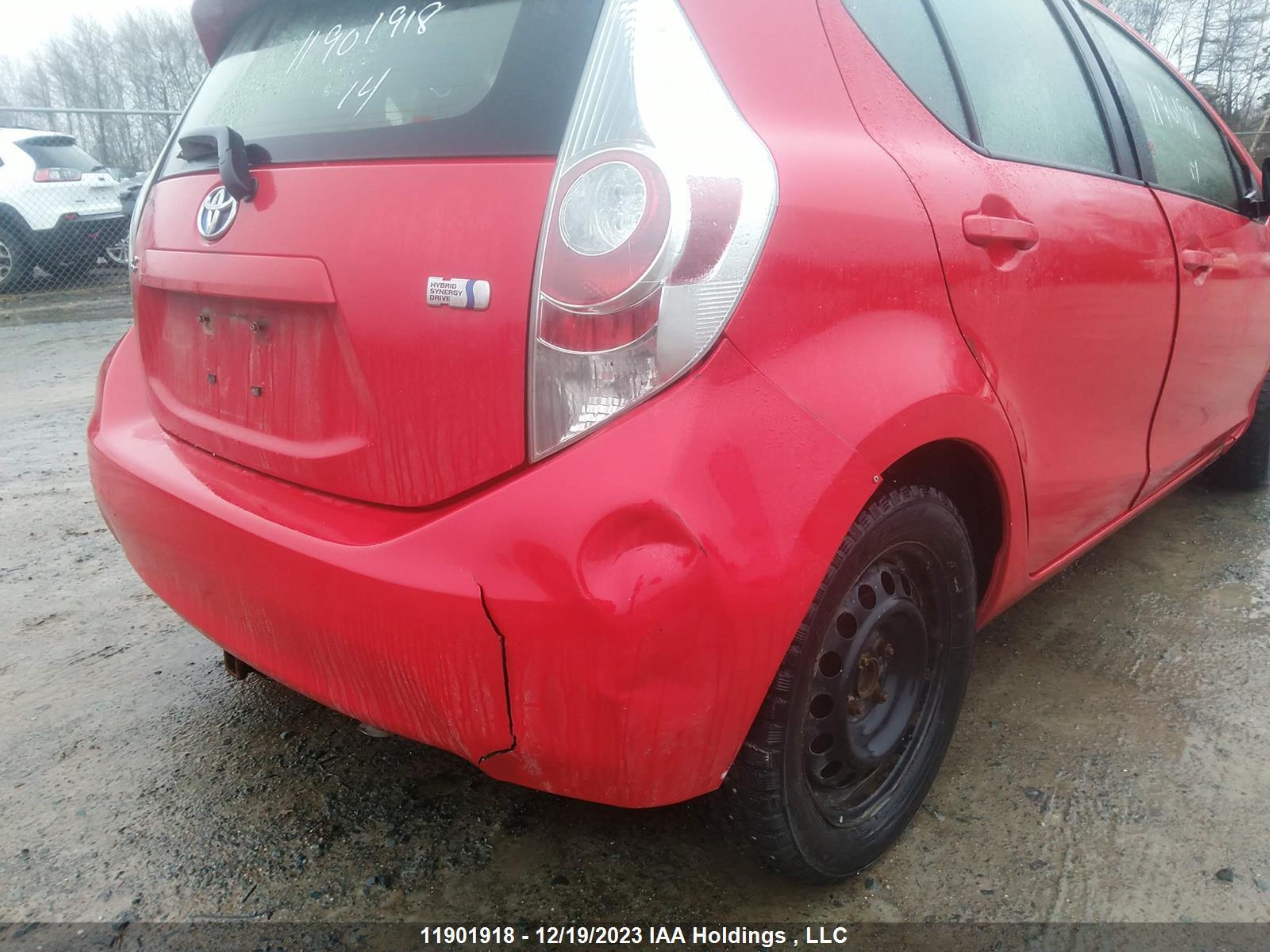 Photo 11 VIN: JTDKDTB34E1561938 - TOYOTA PRIUS C 