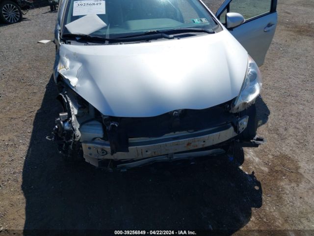 Photo 5 VIN: JTDKDTB34E1566623 - TOYOTA PRIUS C 