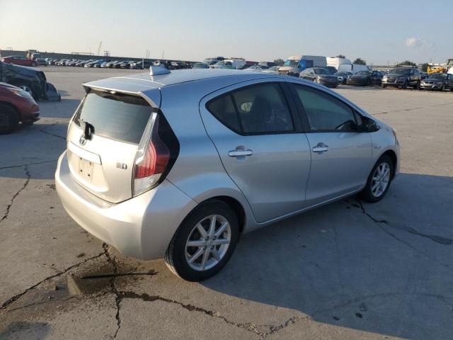 Photo 2 VIN: JTDKDTB34F1089208 - TOYOTA PRIUS C 