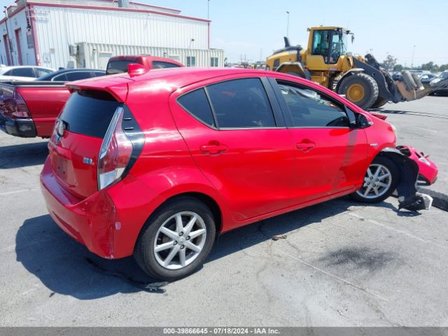 Photo 3 VIN: JTDKDTB34F1091699 - TOYOTA PRIUS C 