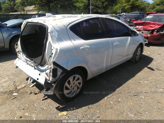 Photo 3 VIN: JTDKDTB34F1106993 - TOYOTA PRIUS C 