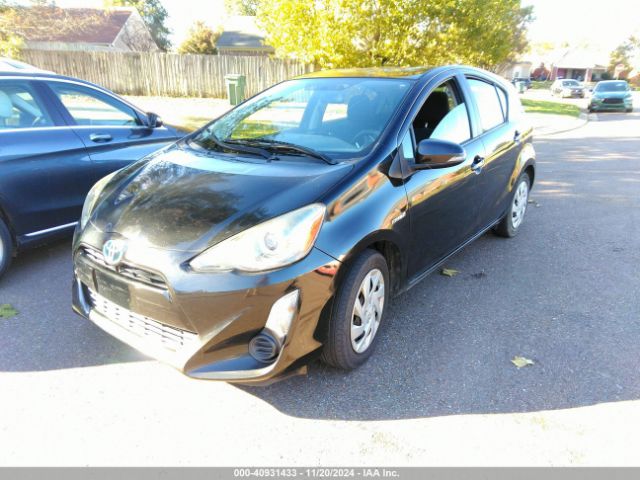 Photo 1 VIN: JTDKDTB34F1575873 - TOYOTA PRIUS C 