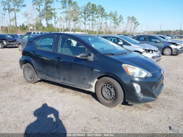 Photo 0 VIN: JTDKDTB34F1576117 - TOYOTA PRIUS C 