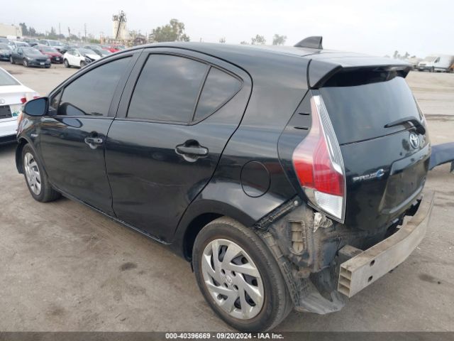 Photo 2 VIN: JTDKDTB34F1579678 - TOYOTA PRIUS C 