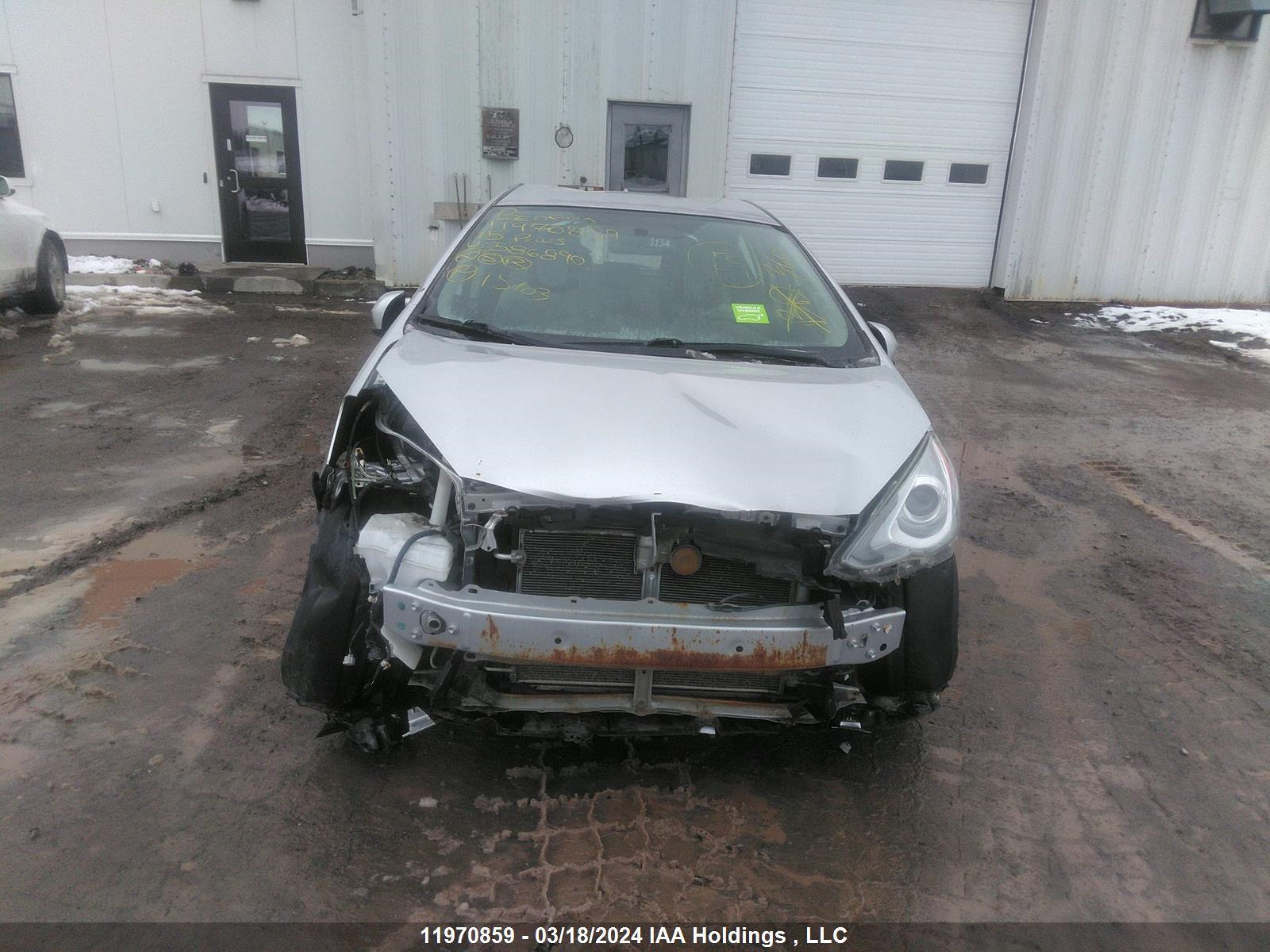 Photo 11 VIN: JTDKDTB34F1586890 - TOYOTA PRIUS C 