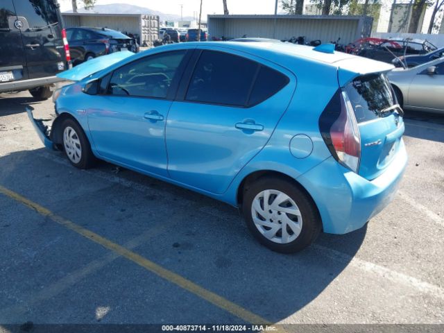 Photo 2 VIN: JTDKDTB34G1123228 - TOYOTA PRIUS C 