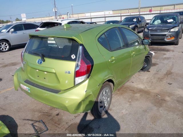 Photo 3 VIN: JTDKDTB34G1130938 - TOYOTA PRIUS C 