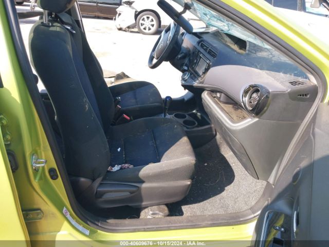 Photo 4 VIN: JTDKDTB34G1130938 - TOYOTA PRIUS C 