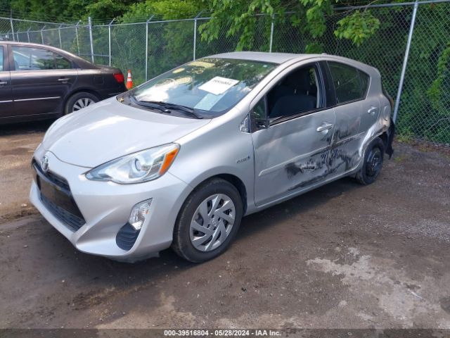 Photo 1 VIN: JTDKDTB34G1136366 - TOYOTA PRIUS C 