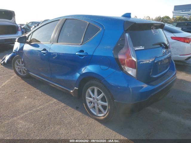 Photo 2 VIN: JTDKDTB34H1593633 - TOYOTA PRIUS C 