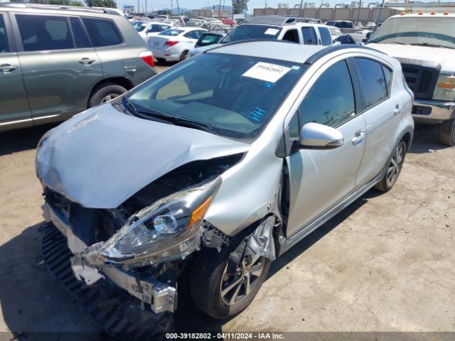 Photo 1 VIN: JTDKDTB34J1614440 - TOYOTA PRIUS C 