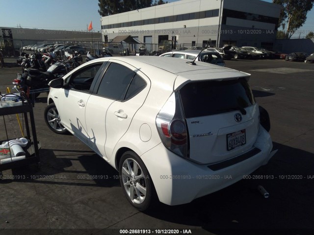 Photo 2 VIN: JTDKDTB35C1003531 - TOYOTA PRIUS C 