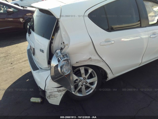 Photo 5 VIN: JTDKDTB35C1003531 - TOYOTA PRIUS C 