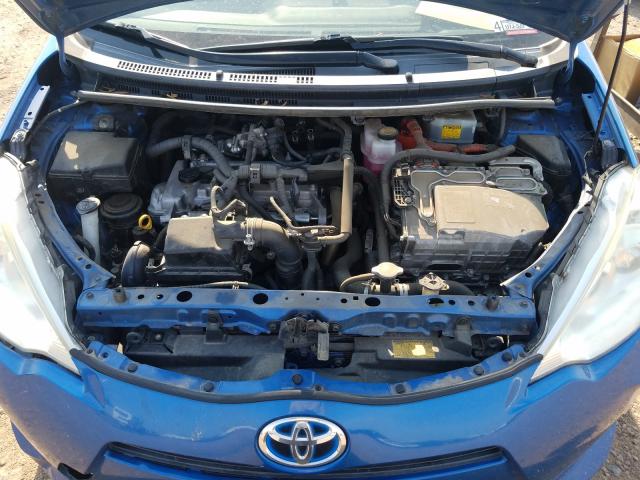 Photo 6 VIN: JTDKDTB35C1020202 - TOYOTA PRIUS C 