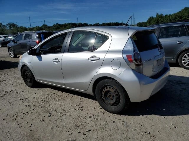 Photo 1 VIN: JTDKDTB35C1027523 - TOYOTA PRIUS C 