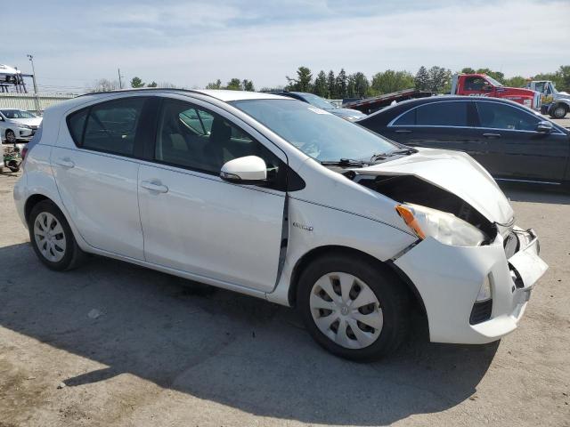 Photo 3 VIN: JTDKDTB35C1505553 - TOYOTA PRIUS C 