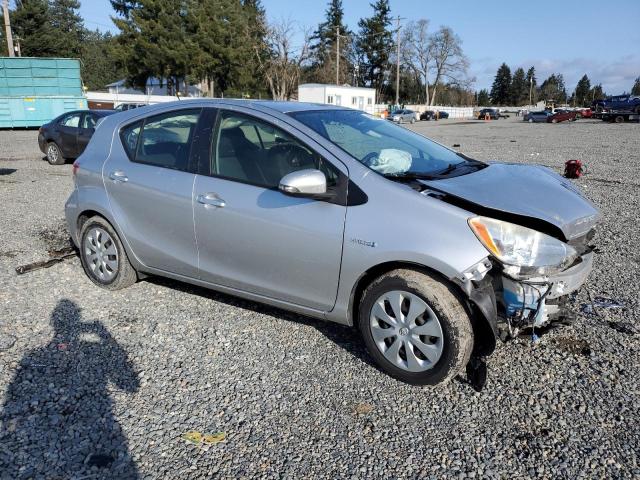 Photo 3 VIN: JTDKDTB35C1514673 - TOYOTA PRIUS C 