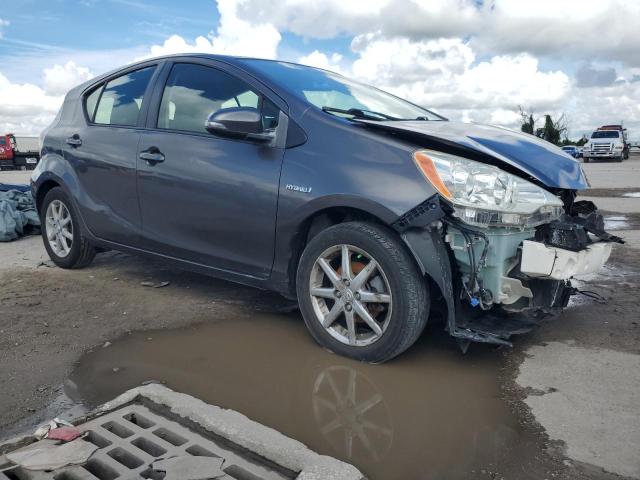 Photo 3 VIN: JTDKDTB35C1524751 - TOYOTA PRIUS C 