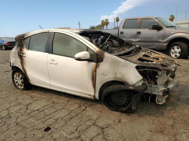 Photo 3 VIN: JTDKDTB35D1042766 - TOYOTA PRIUS C 