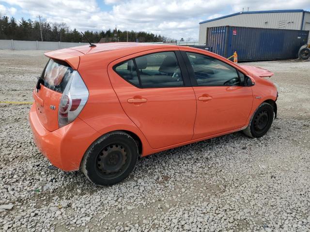 Photo 2 VIN: JTDKDTB35D1050303 - TOYOTA PRIUS 