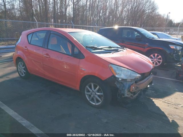 Photo 0 VIN: JTDKDTB35D1052892 - TOYOTA PRIUS C 