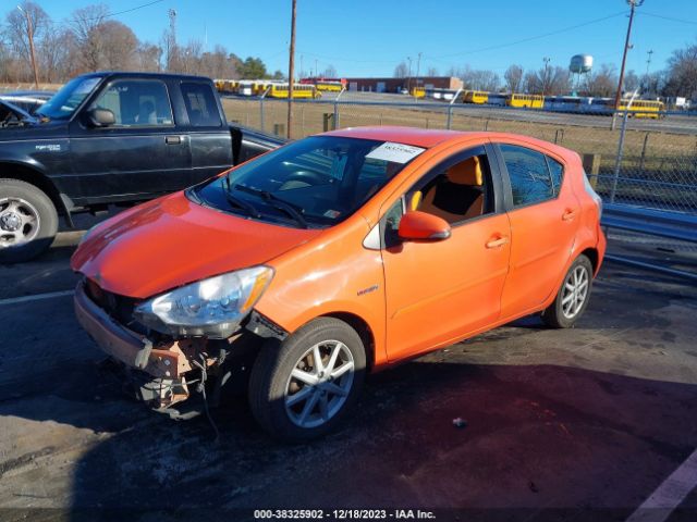 Photo 1 VIN: JTDKDTB35D1052892 - TOYOTA PRIUS C 