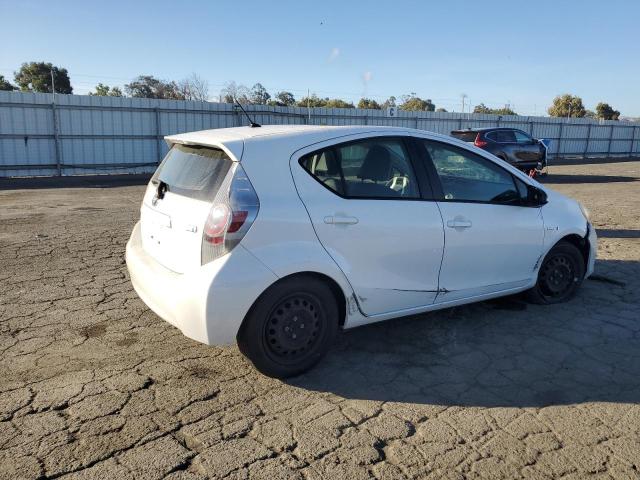 Photo 2 VIN: JTDKDTB35D1541521 - TOYOTA PRIUS C 