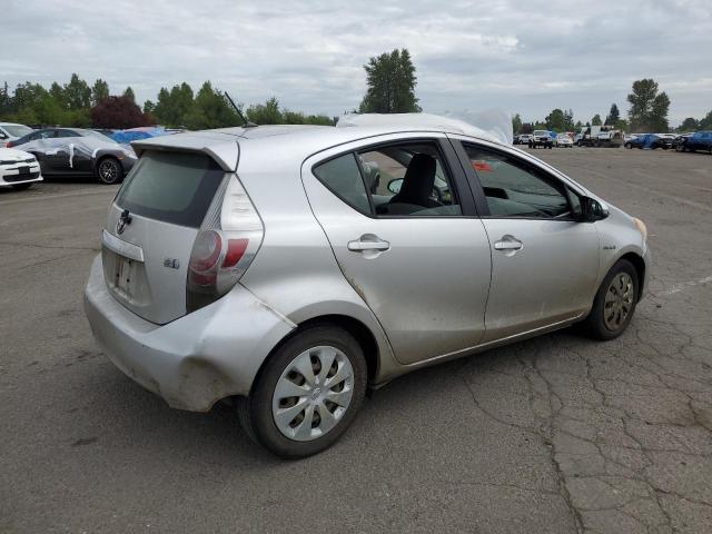 Photo 2 VIN: JTDKDTB35D1544340 - TOYOTA PRIUS 