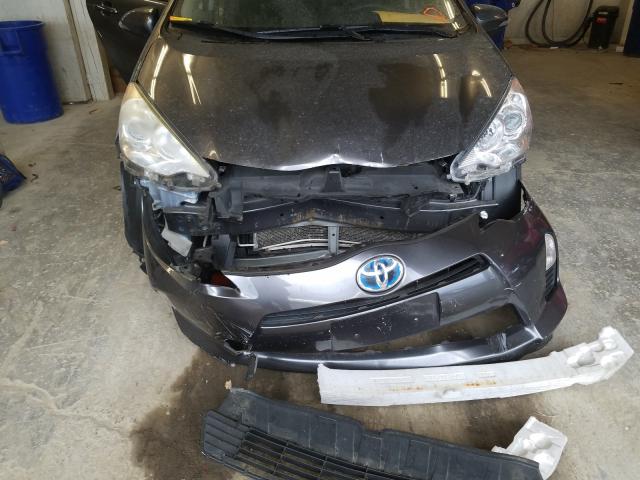 Photo 8 VIN: JTDKDTB35D1550350 - TOYOTA PRIUS C 